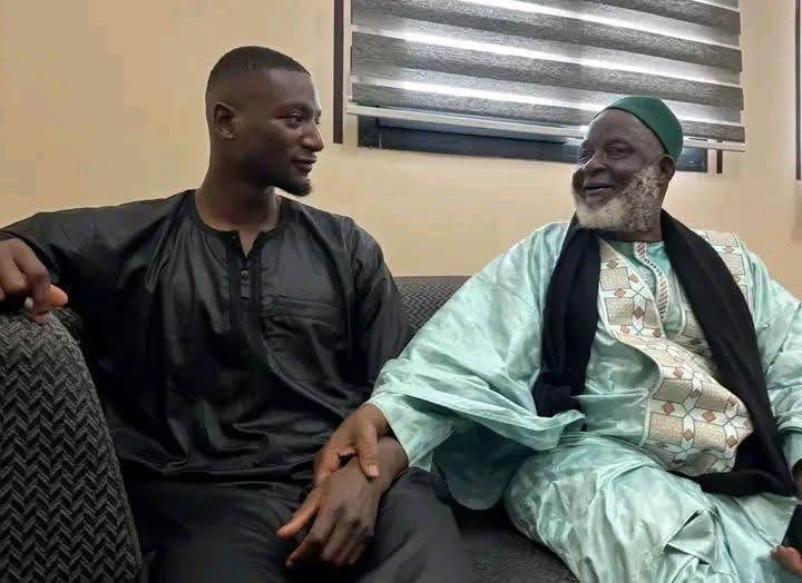 Conakry : Serhou Guirassy reçu par le premier imam