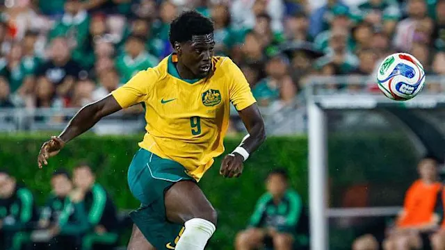 Mohamed Touré, né à Conakry mais international australien : le parcours atypique d’un Guinéen au Mondial 2026