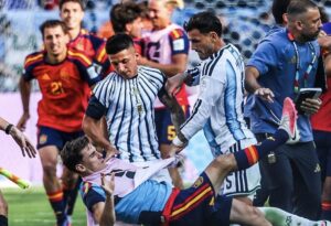 Coupe du monde 2026 : une scène tendue après la finale entre l’Argentine et l’Espagne
