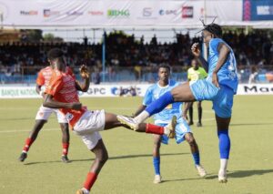 WACC 2026 : Karfamoriah FC frappe fort, le Stade Malien domine le Horoya AC